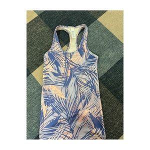 Ivivva by Lululemon girls top size 8